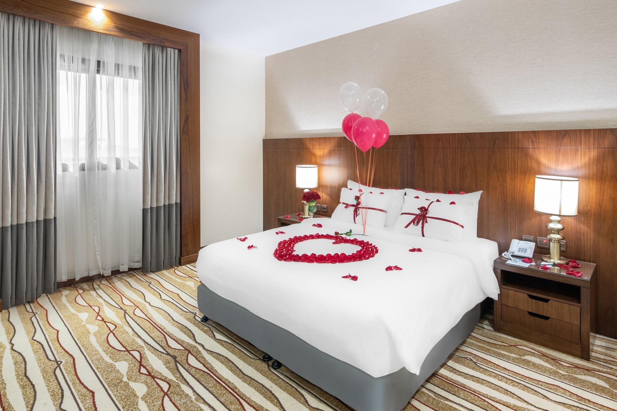 Radisson Blu Hotel, Buraidah Extérieur photo