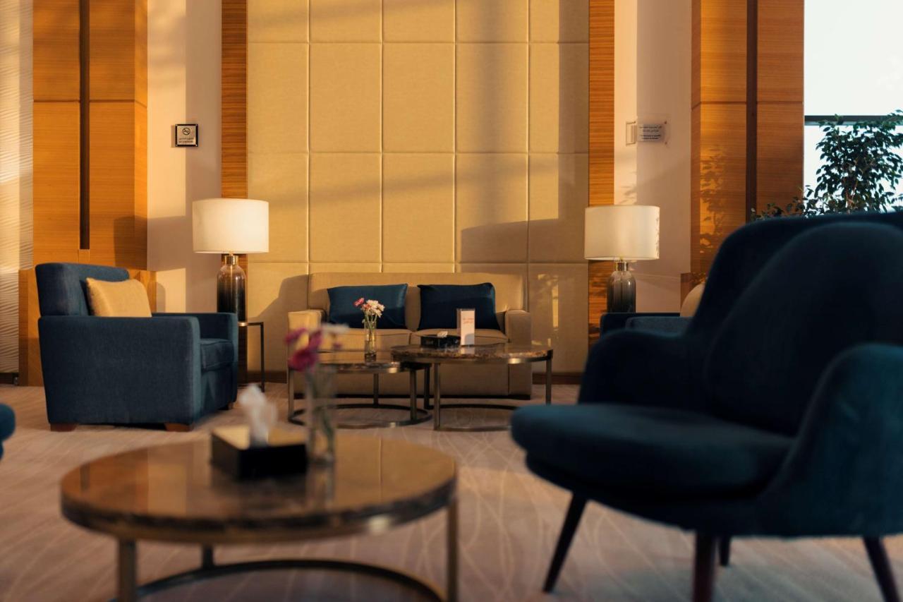 Radisson Blu Hotel, Buraidah Extérieur photo